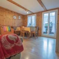 Three-Bedroom Apartment with Balcony (5 Adults) 