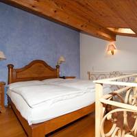 Duplex Room
