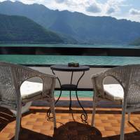 Double Room with Lake View and Large Balcony