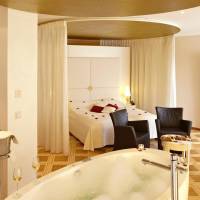 Romantic Suite with River View and Balcony