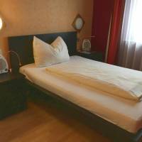 Double Room (1 Adult)