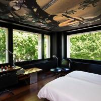 Corner Junior Suite with 2 Twin/Single beds, Park view