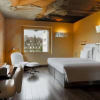 Corner Junior Suite with 1 Kingsize-bed, Park view
