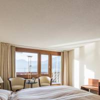 Single Room with Lake View