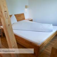 Simmentaler Double Room Queen Size Bett