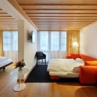 Family Room (2 Adults + 2 Children)