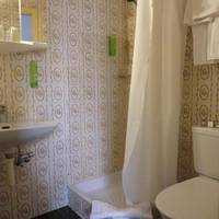 Budget Studio with Shared Bathroom