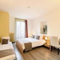 Triple Room with Shared Bathroom