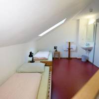 Single Room with Shared Bathroom