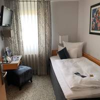 Small Single Room