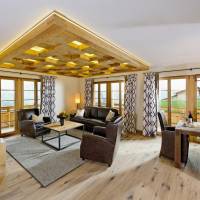 Junior Suite with Balcony and Mountain View