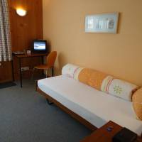 Single Room with Shared Bathroom