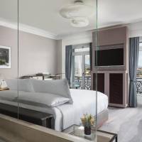 Premium Lake Front, Guest room, 1 King, Front Lake view