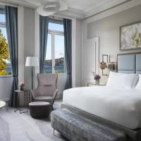 Deluxe Lake View, Guest room, 1 King, Lake view