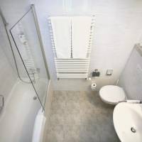 Budget Double Room with Shared Bathroom