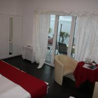 Triple Room with Lake View