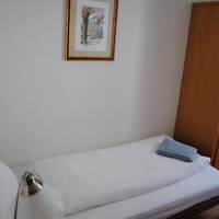 Single Room with Shared Toilet