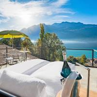 Suite with Lake View