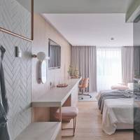 Premier Twin Room with Balcony