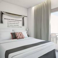 Queen Suite with Private Outdoor Hot Tub - Iviskos