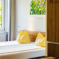Standard Double Room and Garden View