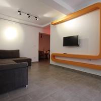 One-Bedroom Apartment (5 Adults)
