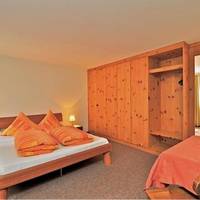 Quintuple Room (5 Adults)