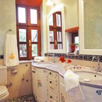 King Suite with Spa Bath and Sea View