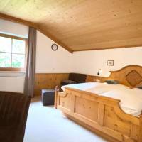 One-Bedroom Apartment (2 Adults)