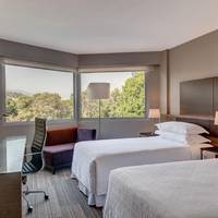 Classic Room, Guest room, 2 Twin/Single Bed(s), Pool view
