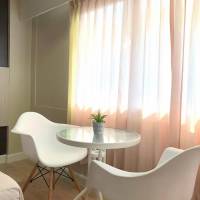 Connecting Superior Family Room