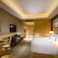  KING ACCESSIBLE ROOM