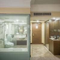 Executive Club King Room