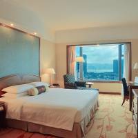 Premier Suite (Offer 1 Free Extra Bed with Free Breakfast)