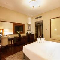Deluxe Garden View King-size Bed Room