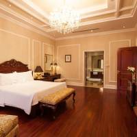 Deluxe Premier Suite Pavilion