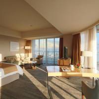 1 King Bed Premium 