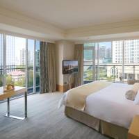 Superior CBD View Queen Room