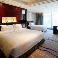 One-Bedroom Family Suite