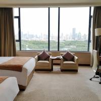 Premium Lakeview 2 Twin Beds Room