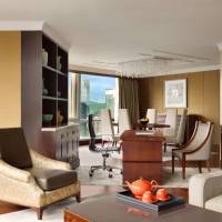 Horizon Premier King Room - with Executive lounge access