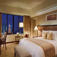 Club Skyline View, Club level, Guest room, 1 King
