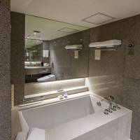 Executive Club Double or Twin Room