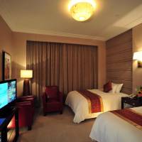 Deluxe Double or Twin Room with City View（Domestic Only）