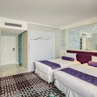 Deluxe Twin Room with City View