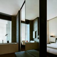Corner Deluxe King Room