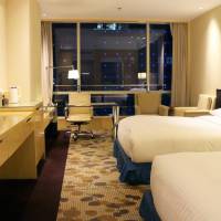 Premier Twin Room with Two Single Beds and City View