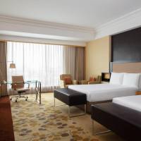 Executive Twin Room with Two Single Beds and Lounge Access and City View