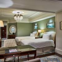 Double Queen Deluxe Room