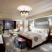 King Luxury Panorama River View Suite